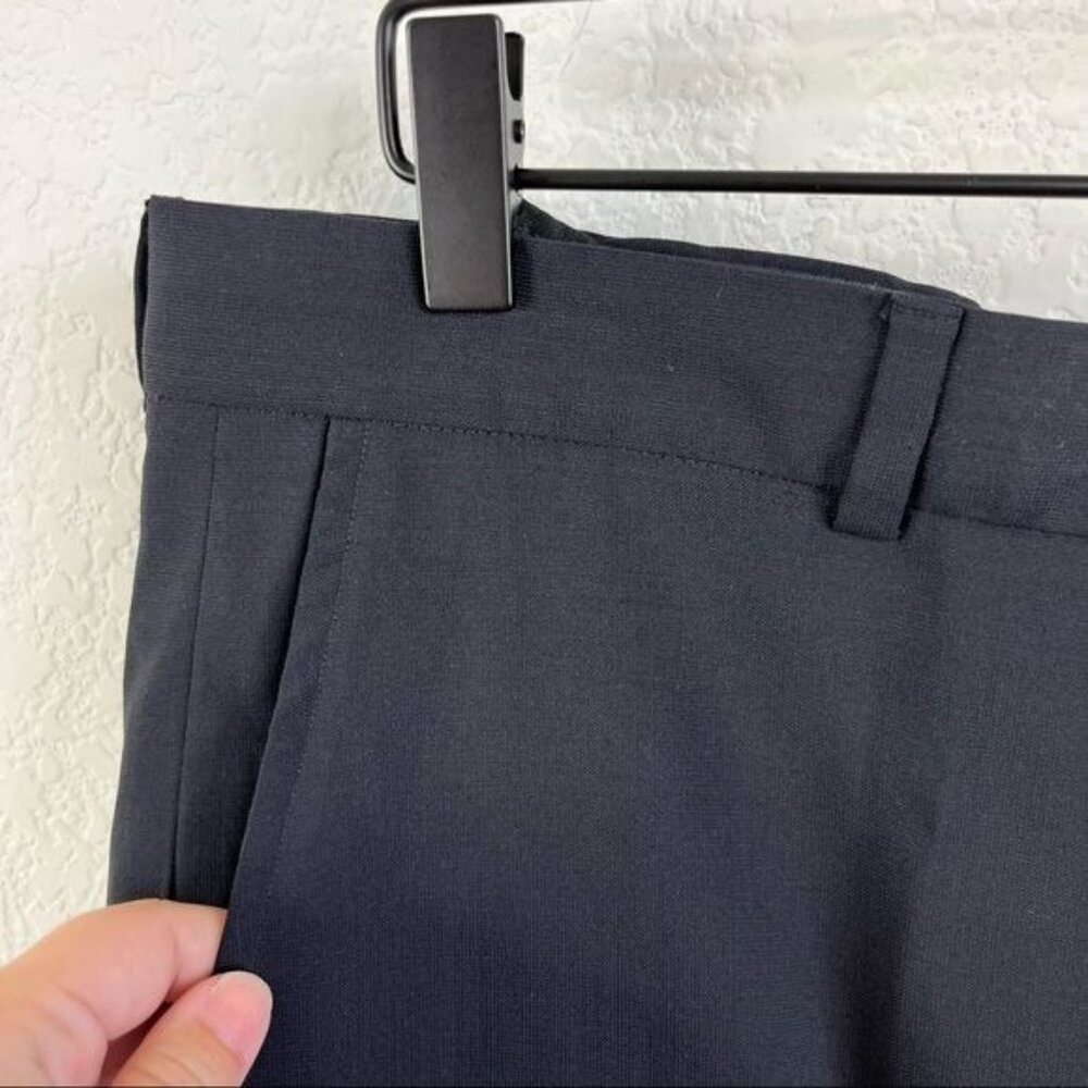 Men's Armani Collezioni Flat Front Italian Trousers - Picture 2 of 10